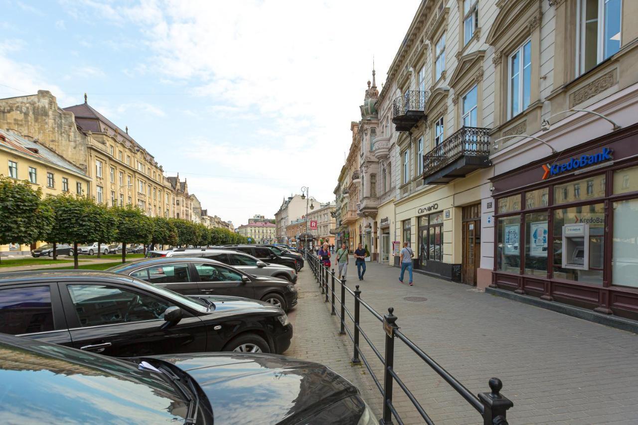 Центр На Вулиці Проспект Шевченка 12 Навпроти Макдональса З Балконом Apartment ลวีฟ ภายนอก รูปภาพ